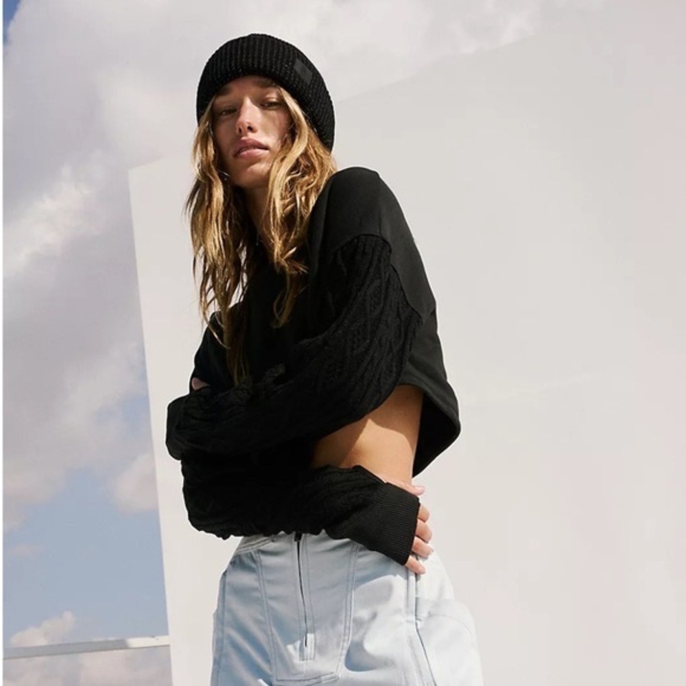 ❤️Free people Snow Worries Layer top